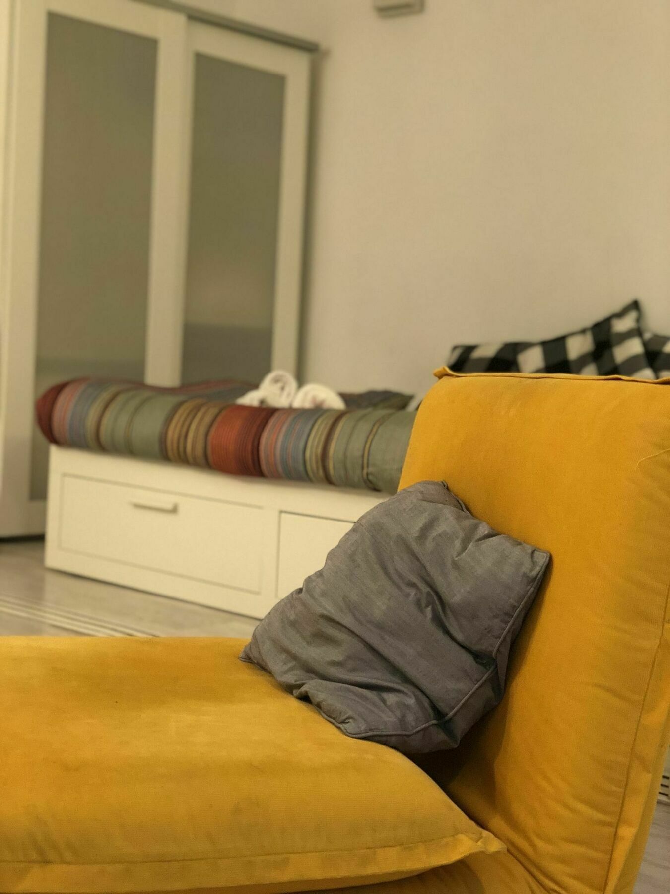 Estudio En Palacio - La Latina